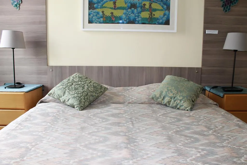 Lupa Rome Bed & Breakfast